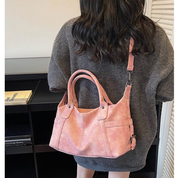 Large-capacity bag 2023 new casual and versatile texture one-shoulder crossbody business trip luggage bag women's handbag