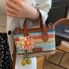 O1CN01AfGxCT1WEIgrspFQ2_2221436032756-0-cib.jpg Cross-border rainbow woven floral women's handbag, 2026 new fashionable forest-style vacation crossbody bag, multifunctional straw woven bag